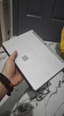 Laptop 2 in 1 surface go 2 bản max option