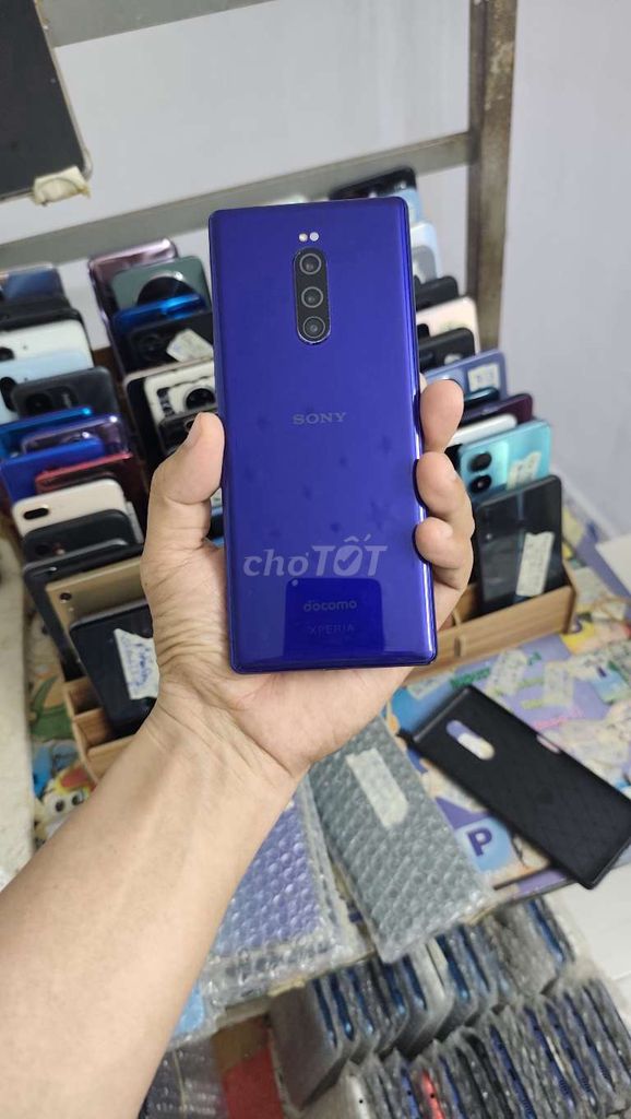 Sony Xperia X1, ram 6gb, chip Snap 855, Game nặng. Mua bán Điện thoại tại Quận Gò Vấp Tp Hồ Chí Minh được đăng bởi A LONG   nhận thanh toán THẺ TÍN DỤNG hình 1