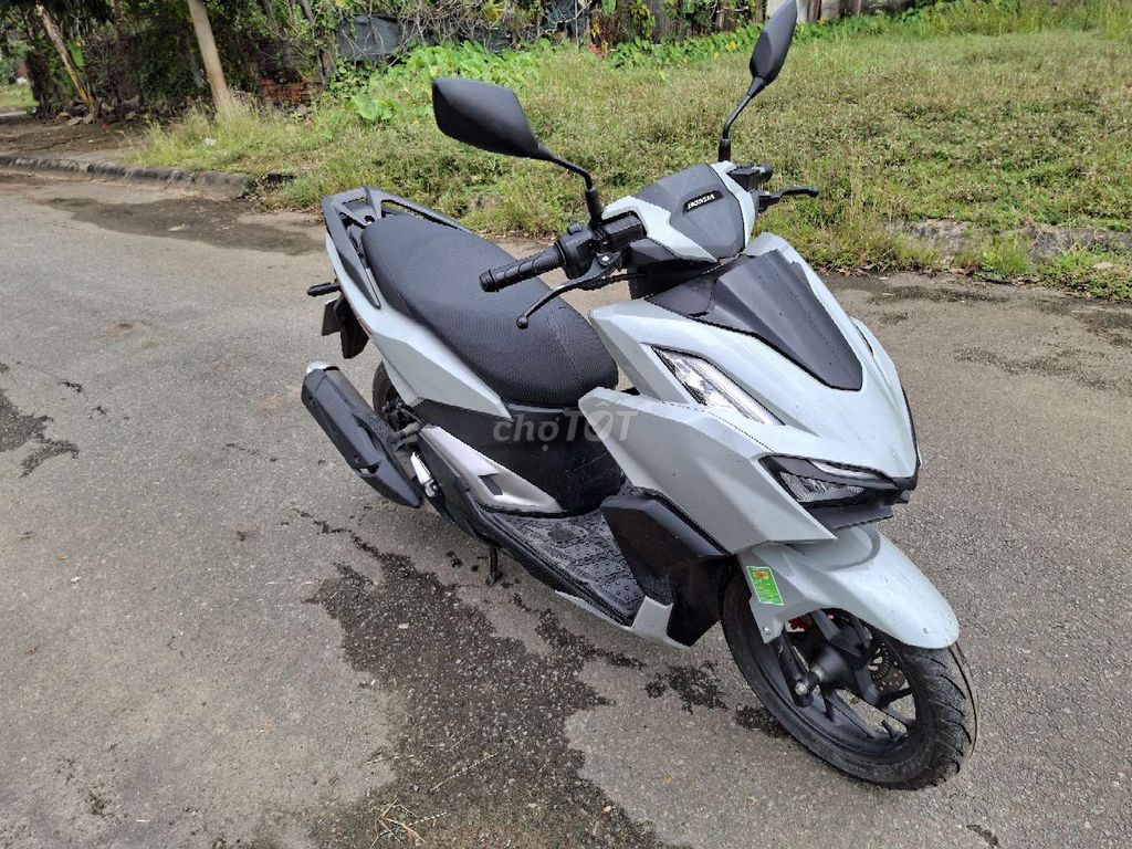 Cần bán xe Honda Vario 160 Xám Xi Măng. Mua bán Xe máy tại Thành phố Thủ Đức Tp Hồ Chí Minh được đăng bởi Thắng Ca hình 1