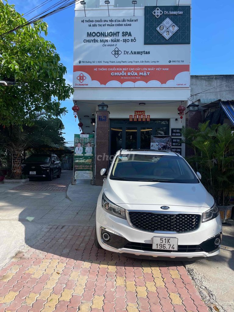 KiA Sedona Xe lướt,2016 dầu,quá mới đúng 41.000km