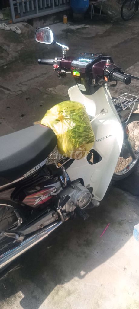 Cần tiền cần bán chiếc xe tâm huyết❤️. Mua bán Xe máy tại Thị xã Tân Uyên Bình Dương được đăng bởi Hào Kim Xuân hình 5