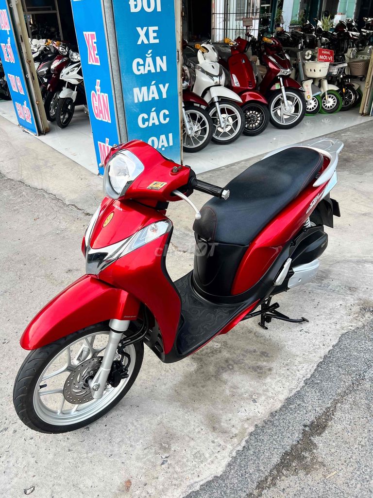 SH mode xe đẹp Máy Zin chuẩn (trả góp). Mua bán Xe máy tại Huyện Lai Vung Đồng Tháp được đăng bởi Cửa Hàng Xe Gắn Máy PHONG uy tín hình 4