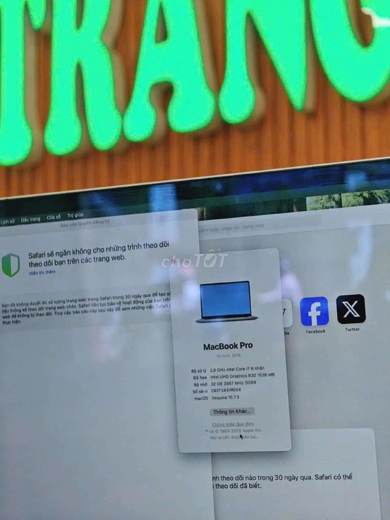 Apple MacBook Pro 16 inch Core i7 RAM 32GB. Mua bán Laptop tại Quận 5 Tp Hồ Chí Minh được đăng bởi IRIS LEE hình 1