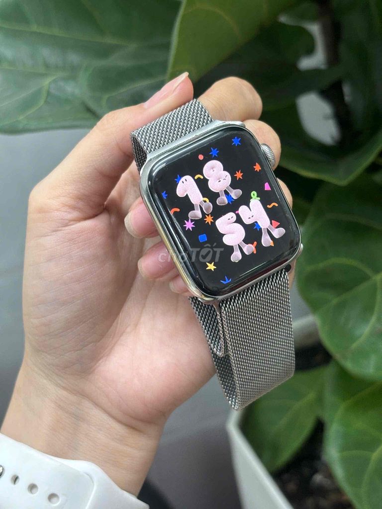 Đồng Hồ Apple Watch Seri 4 size 44mm Nguyên zin