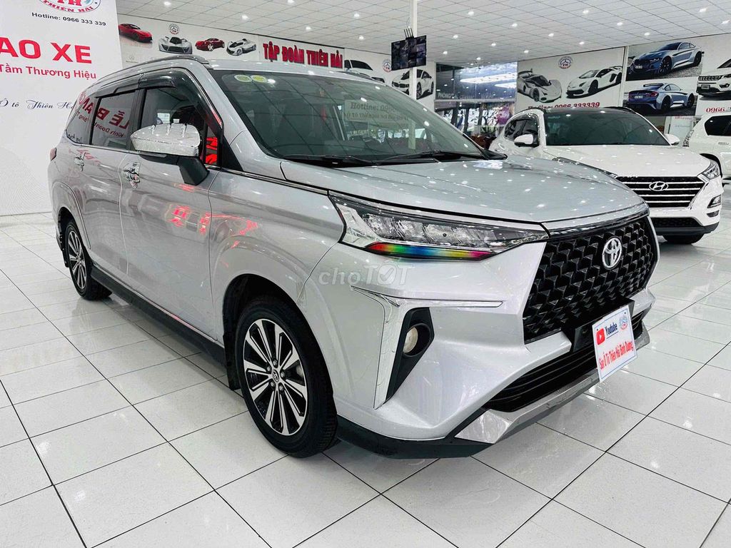 Toyota Veloz 1.5CVT  sx2023 một chủ  mua từ mới. Mua bán Ô tô tại Thành phố Thủ Dầu Một Bình Dương được đăng bởi TRUNG DƯƠNG AUTO  hình 3