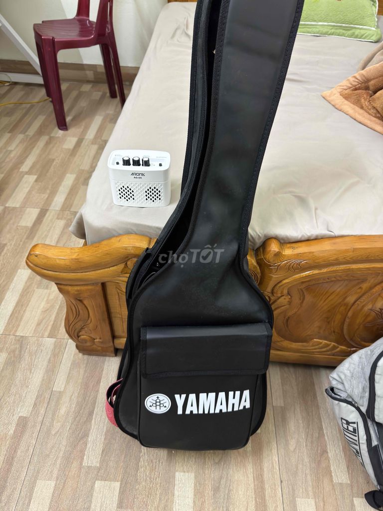 Đàn guitar điện yamaha PACIFICA 012 tặng amply