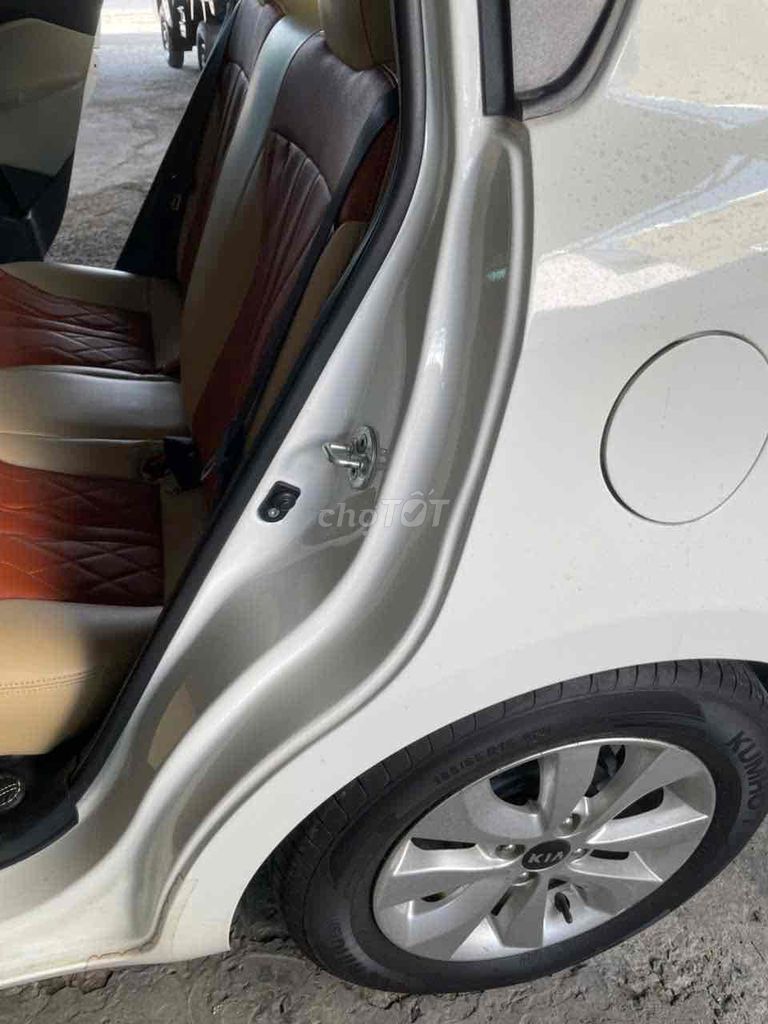 Kia Rio 2015 1.4 MT Sedan -nhập hàn quốc
