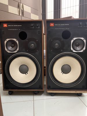 Loa Jbl 4312a đẹp suất sắc. Mua bán Tivi, Âm thanh tại Quận Thanh Xuân Hà Nội được đăng bởi Hung