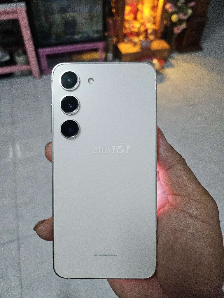 Samsung Galaxy S23 256GB màn bị sọc cảm ứng bt . Mua bán Điện thoại tại Huyện Củ Chi Tp Hồ Chí Minh được đăng bởi Lê lâm hình 1