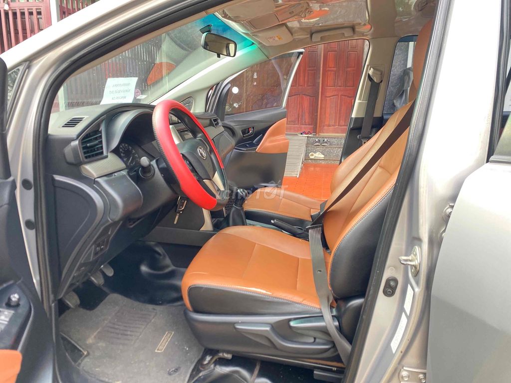 Toyota Innova 2017 2.0E số sàn 1 chủ. Mua bán Ô tô tại Thành phố Long Khánh Đồng Nai được đăng bởi Mr hiếu hình 10