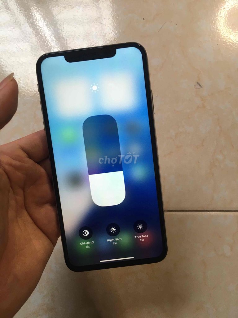 Apple iPhone Xs Max 64GB Bạc Quốc tế. Mua bán Điện thoại tại Quận Tây Hồ Hà Nội được đăng bởi Viet hình 1