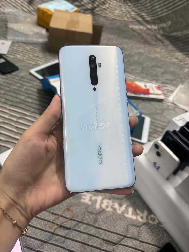 Oppo Reno 2F, 128GB, cam thụp thò, mượt mà. Mua bán Điện thoại tại Thành phố Thủ Dầu Một Bình Dương được đăng bởi Phước Mobile hình 1