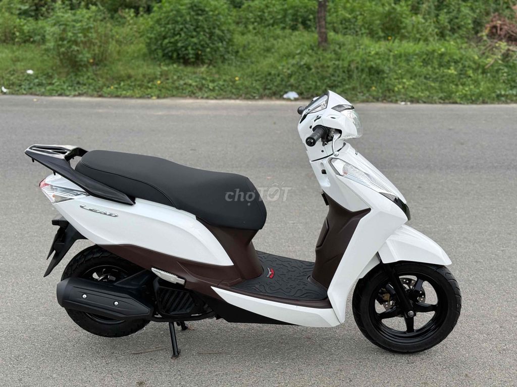 Lead 2016 biển 43 máy móc rin ngon chạy nhẹ tơn gi. Mua bán Xe máy tại Quận Liên Chiểu Đà Nẵng được đăng bởi Nhật Tình hình 4