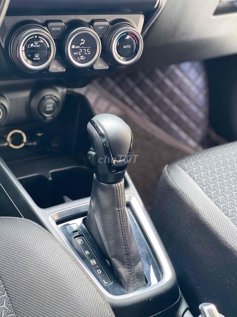 Suzuki Swift 2019 GLX 1.2 CVT - 72000 km. Mua bán Ô tô tại Quận Long Biên Hà Nội được đăng bởi Mr Tài Oto hình 13