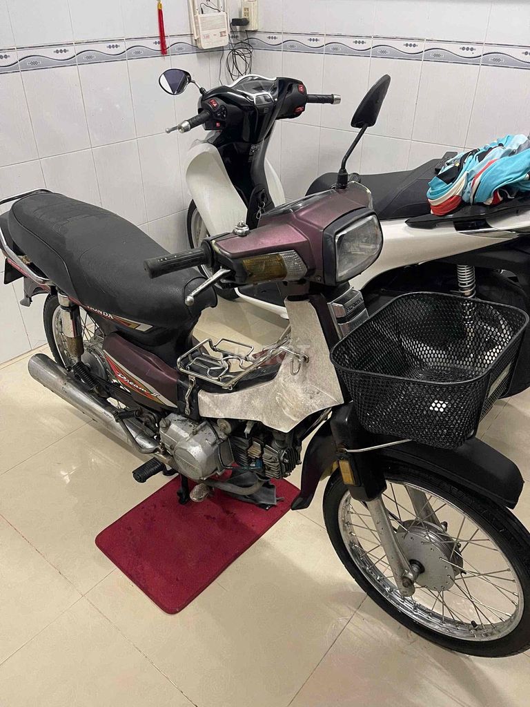 cần bán xe . rim TQ 110 máy cục kỳ êm. Mua bán Xe máy tại Thành phố Long Xuyên An Giang được đăng bởi Cầm Đồ Kiếng Văn hình 4