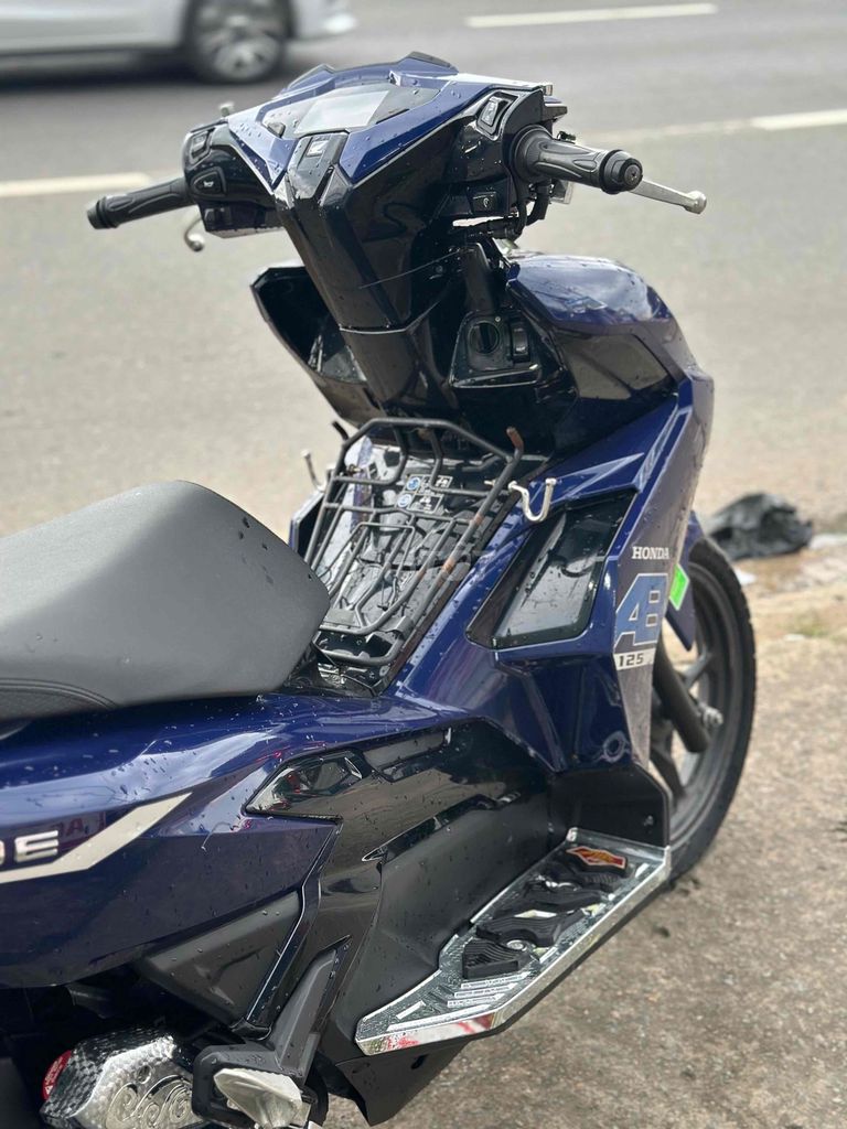 Ab 125 chính chủ 4val , có nhận trao đổi xe. Mua bán Xe máy tại Thành phố Thuận An Bình Dương được đăng bởi Quân Anh Phạm hình 5