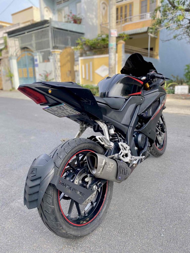 Yamaha R15 đời 2020 máy zin chưa rớt