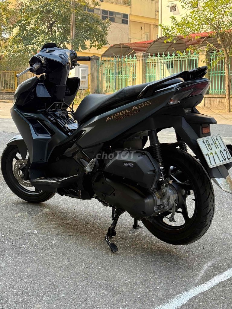 Honda Air Blade 125cc 2023 Xám đen. Mua bán Xe máy tại Thành phố Nam Định Nam Định được đăng bởi Bảo Nhi Trần hình 4