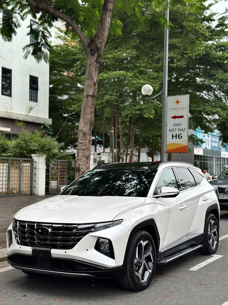 Hyundai Tucson 1.6T 2024 Trắng 30000 km