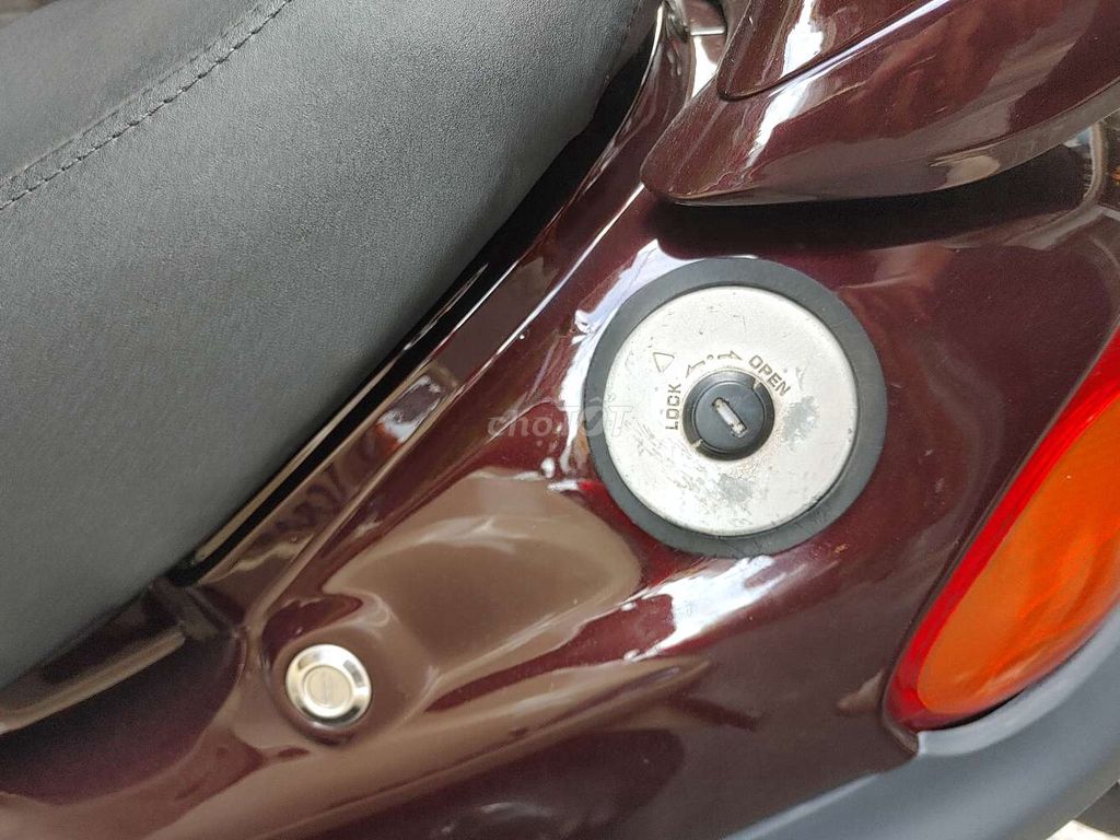 SYM Attila Đời đầu Đỏ xá xị. Mua bán Xe máy tại Quận Tân Phú Tp Hồ Chí Minh được đăng bởi Vinh hình 3