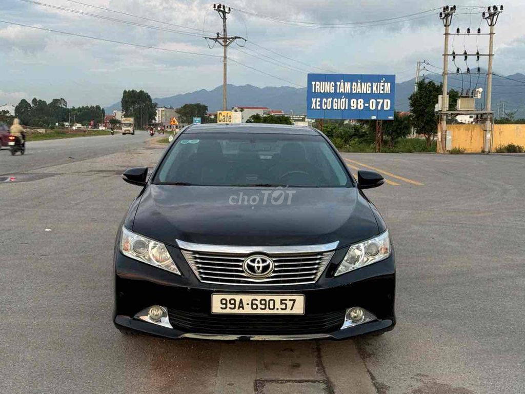 Toyota Camry 2013 2.5Q - 91000 km