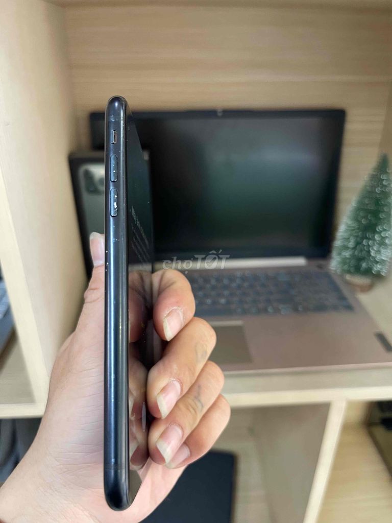 Apple iPhone XR 64GB Đen. Mua bán Điện thoại tại Quận 12 Tp Hồ Chí Minh được đăng bởi Vinh Nguyễn  hình 1