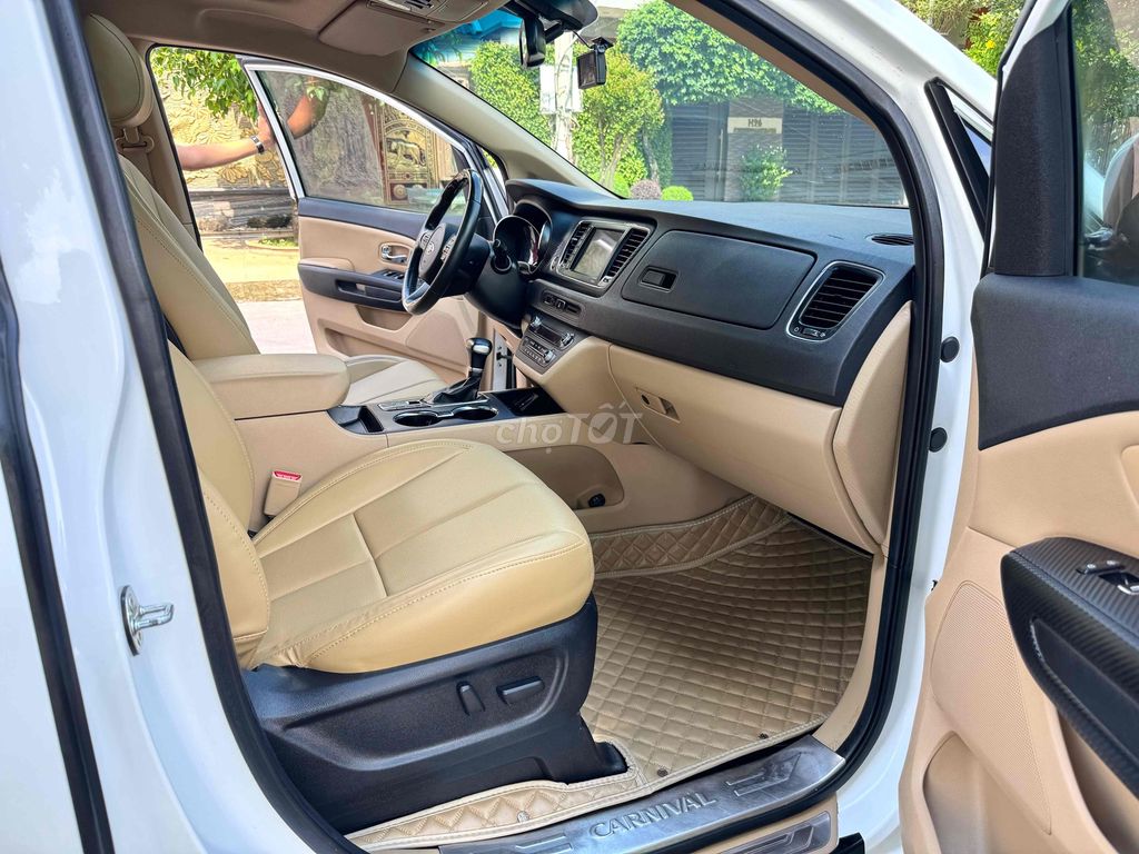 Kia Sedona 2019 2.2 DAT Luxury - 76000 km. Mua bán Ô tô tại Quận 12 Tp Hồ Chí Minh được đăng bởi Hoàng Huy hình 15