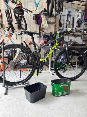 Xe đạp địa hình Trek Marlin 6 Xám 29 inch - 134985