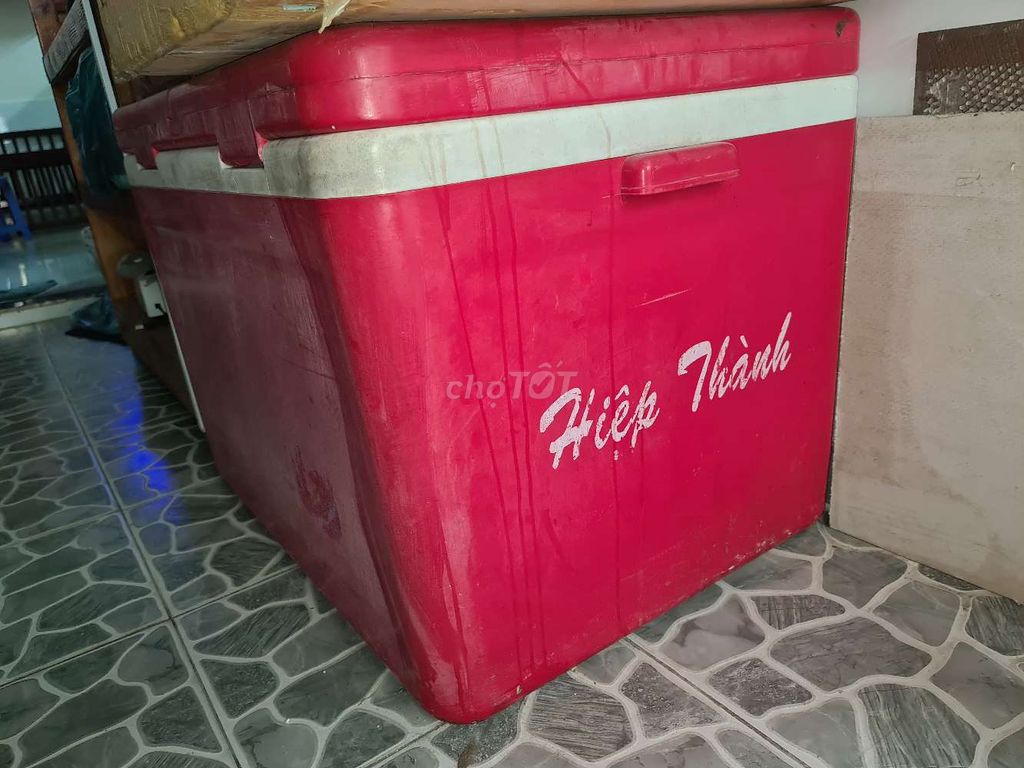 Thùng đá Hiệp Thành 200L Đỏ. Mua bán Dụng cụ nhà bếp tại Thành phố Thủ Đức Tp Hồ Chí Minh được đăng bởi Kháng  hình 1