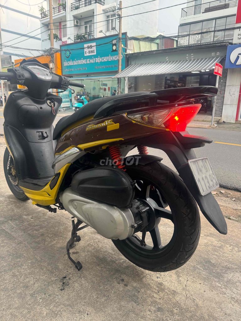 attila Elizabet sym shark 125 Fi trao đổi cà thẻ. Mua bán Xe máy tại Quận Tân Bình Tp Hồ Chí Minh được đăng bởi Tuấn Phụng hình 8