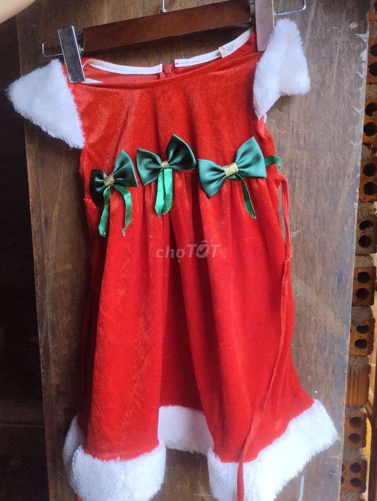 Đầm Nhung trẻ em.mua 3 tăng 1. Mua bán Mẹ và bé tại Thị Xã Buôn Hồ Đắk Lắk được đăng bởi Lê Mỹ viên hình 1