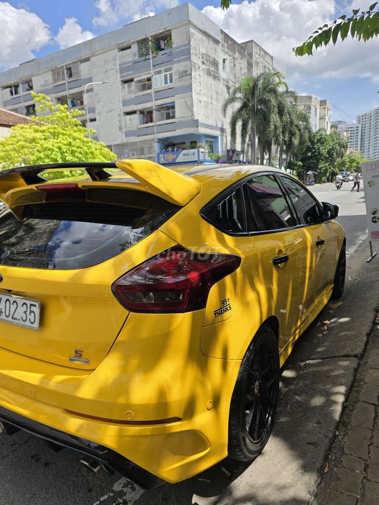 HCM Focus S2017 bản Sport xe nhà. Mua bán Ô tô tại Quận 3 Tp Hồ Chí Minh được đăng bởi Ka hình 12