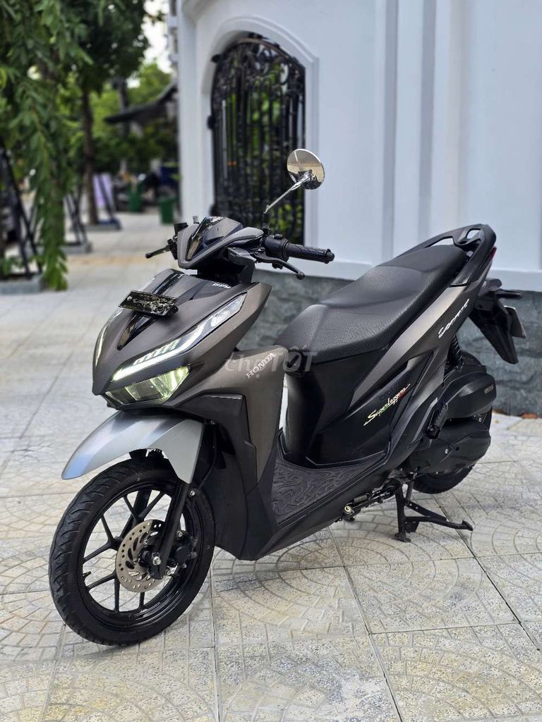 Honda Vario чёрный матовый, скутер