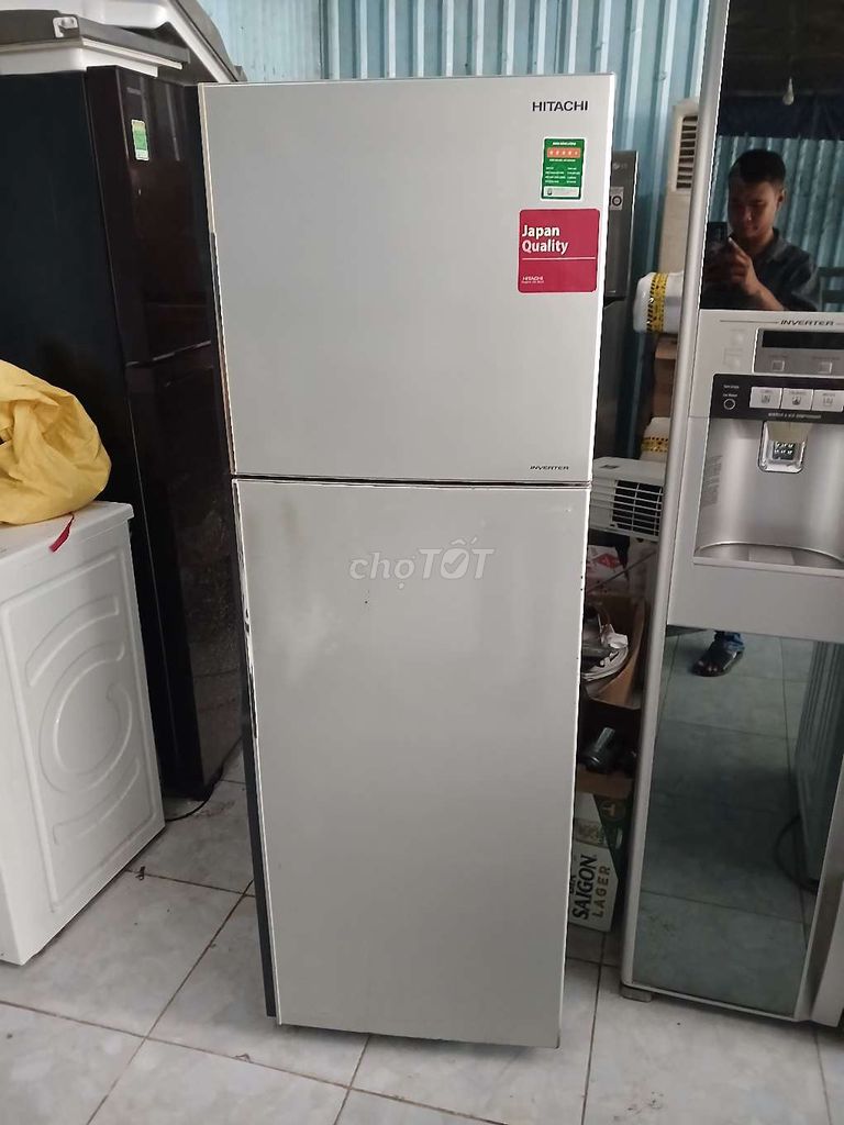 Tủ lạnh Hitachi 230L Trắng. Mua bán Tủ lạnh tại Quận Cái Răng Cần Thơ được đăng bởi MÁY GIẶT THANH LÝ GIÁ RẺ hình 1