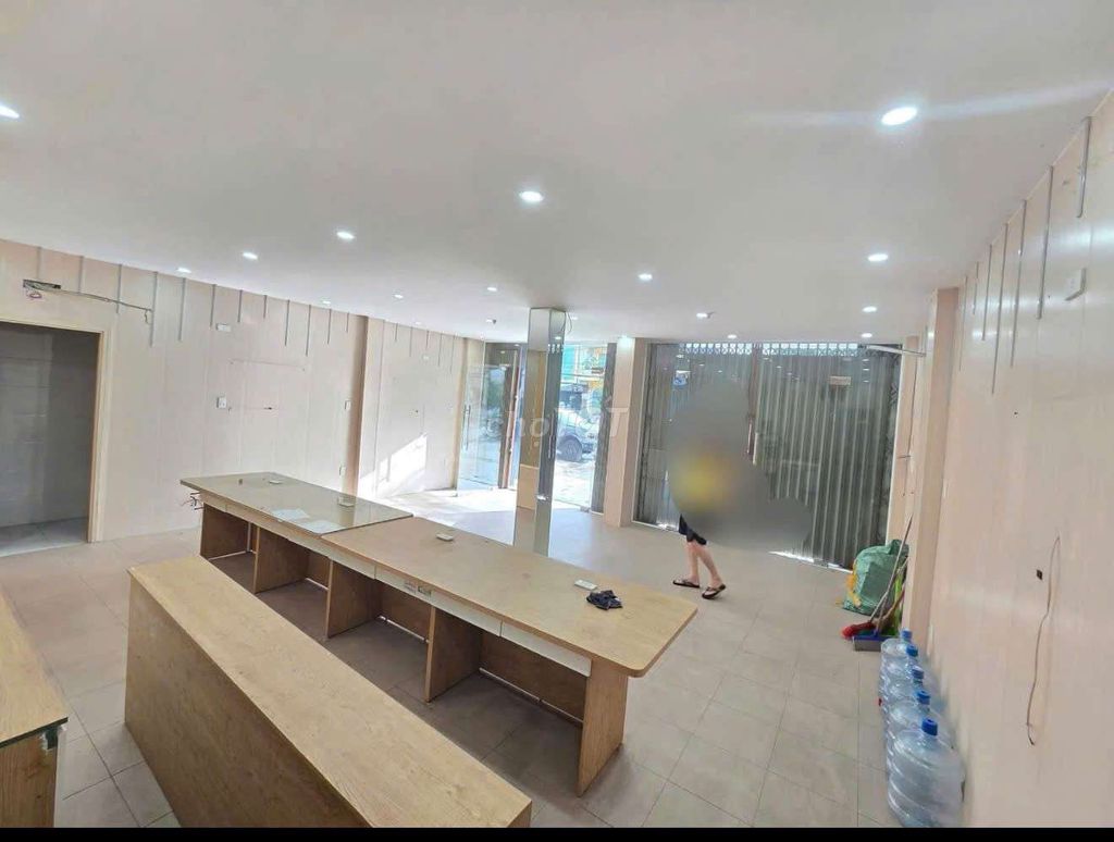 Аренда · 2 комн. · 85 м² · Quận Liên Chiểu, ул. Bách Khoa Đà Nẵng