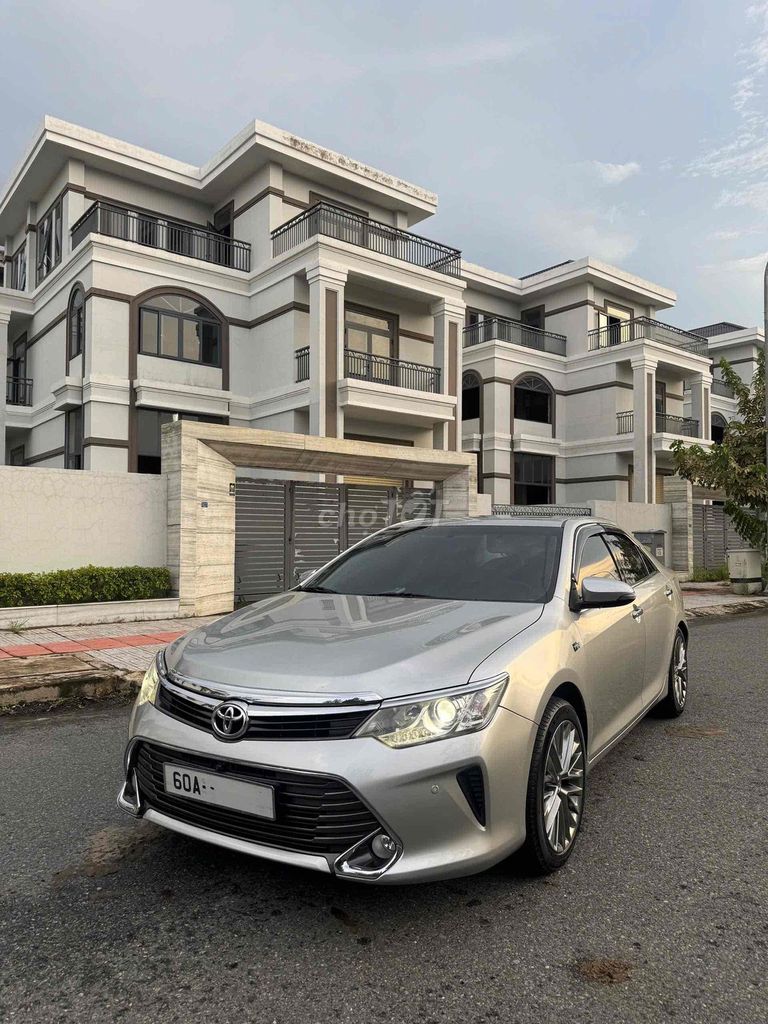 Toyota Camry 2016 2.5Q - 120000 km. Mua bán Ô tô tại Thành phố Biên Hòa Đồng Nai được đăng bởi Tên chưa cung cấp hình 1