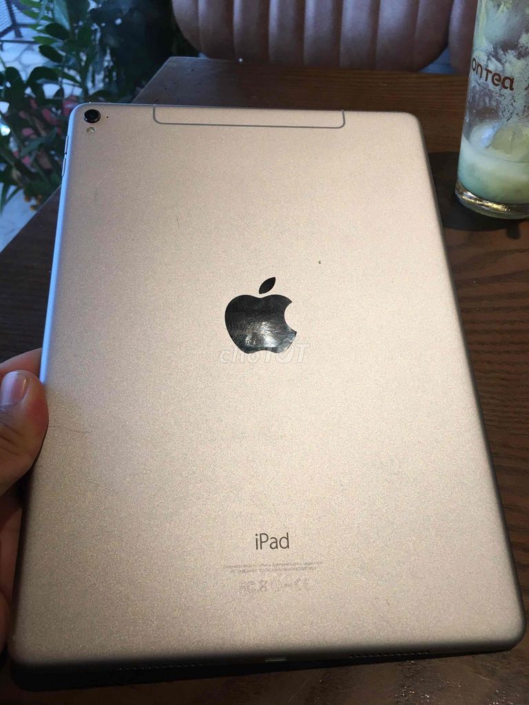 Apple iPad Pro 9.7 inch 128GB. Mua bán Máy tính bảng tại Quận Cầu Giấy Hà Nội được đăng bởi nguyễn văn dũng hình 1
