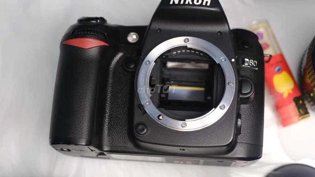 Máy ảnh Nikon D80 Đen. Mua bán Máy ảnh, Máy quay tại Quận 3 Tp Hồ Chí Minh được đăng bởi Lê Thuỳ  hình 1