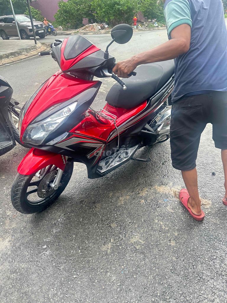 AB 125 2013  hơi trầy nên bán lẹ. Mua bán Xe máy tại Huyện Cần Giuộc Long An được đăng bởi Thằng Hai Đía hình 2