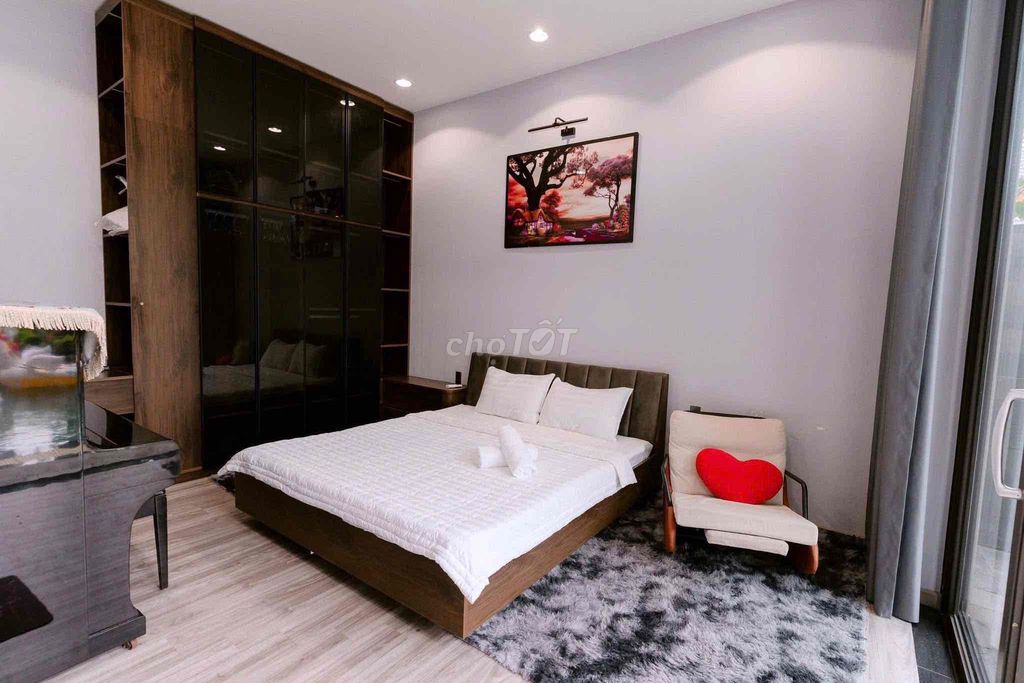 nhà hai mặt tiền hùng vương 350m2