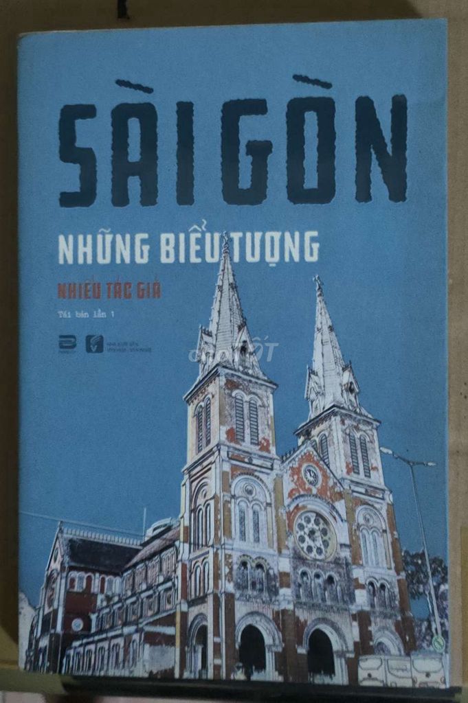 Sách Sài Gòn Những Biểu Tượng. Mua bán Sách tại Quận 6 Tp Hồ Chí Minh được đăng bởi Huỳnh Khoa hình 1