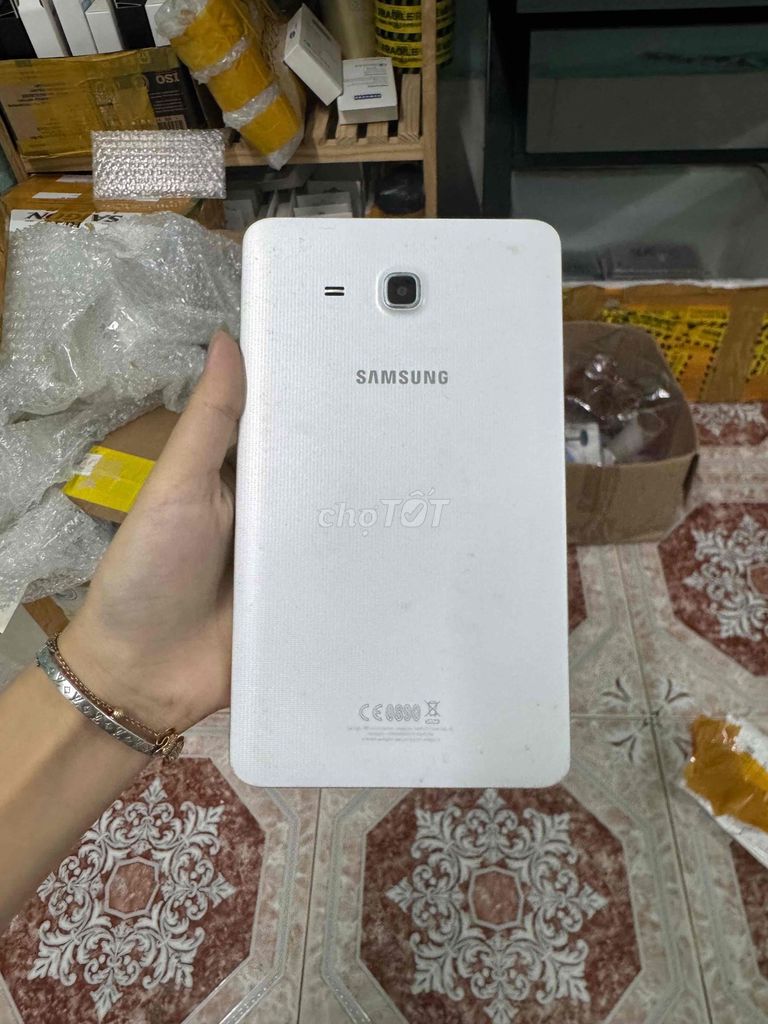 Samsung Tab A, 8GB, sim sóng ok. Mua bán Máy tính bảng tại Thành phố Thủ Dầu Một Bình Dương được đăng bởi Phước Mobile hình 1