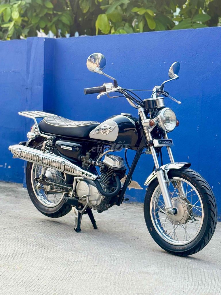 Honda 50cc, вертикальный мотор, работает безупречно тихо