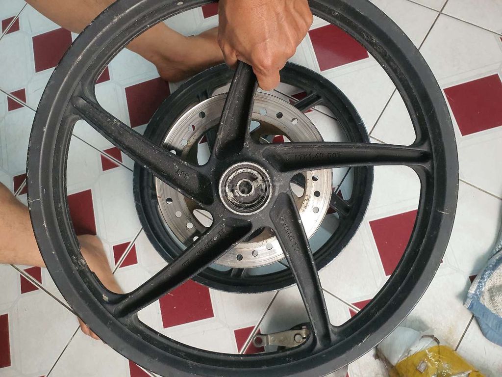 Cặp bánh mâm đĩa lõm gắn future neo kim, future 2. Mua bán Phụ tùng xe tại Quận Ninh Kiều Cần Thơ được đăng bởi Lê Thành Phát  hình 4