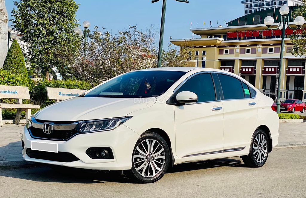 Honda City 2019 АКПП белый полная комплектация