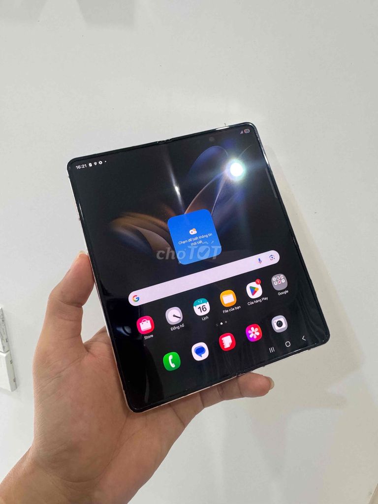 Samsung Z Fold 4 256GB Vàng. Mua bán Điện thoại tại Quận Hoàng Mai Hà Nội được đăng bởi Ngọc Thuỷ Mobile 129TĐ hình 1