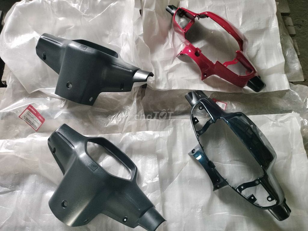 Thanh Lý Hộp Đầu Đèn W110 zin Thái. Mua bán Phụ tùng xe tại Huyện Mang Thít Vĩnh Long được đăng bởi TRẦN HOÀNG NAM hình 1