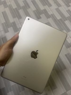 Ipad Gen 9 64G Bạc cũ WIFI. Mua bán Máy tính bảng tại Thành phố Bạc Liêu Bạc Liêu được đăng bởi An Nguyễn