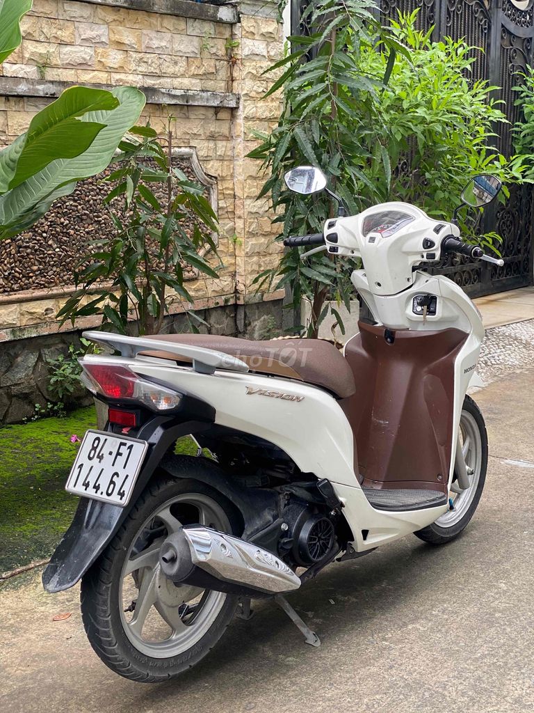 Cần Bán Vision 2015 Bst84 Máy Zjn Giấy Tờ Đầy Đủ. Mua bán Xe máy tại Quận 11 Tp Hồ Chí Minh được đăng bởi Xe Máy Tâm Nguyễn hình 6