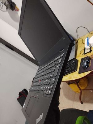 Em cần bán chiếc Lenovo ThinkPad L390